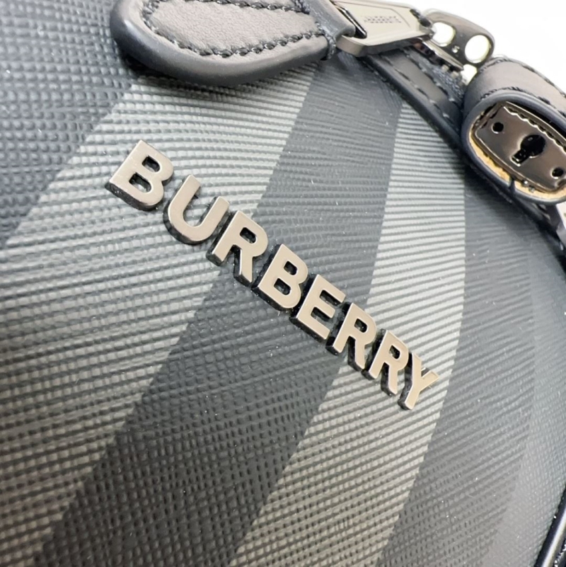 Bv*b*rry travel bags